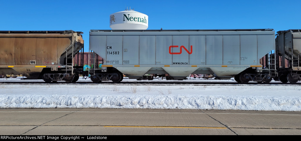 CN 114582